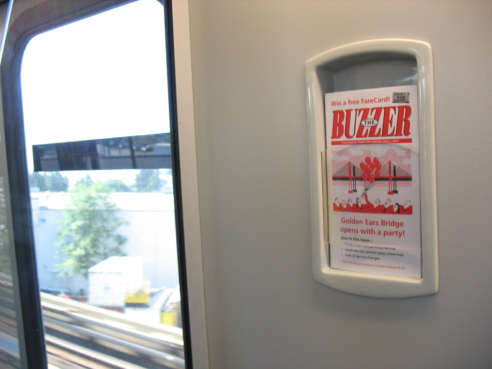 Very important: the new SkyTrain has Buzzer boxes :D