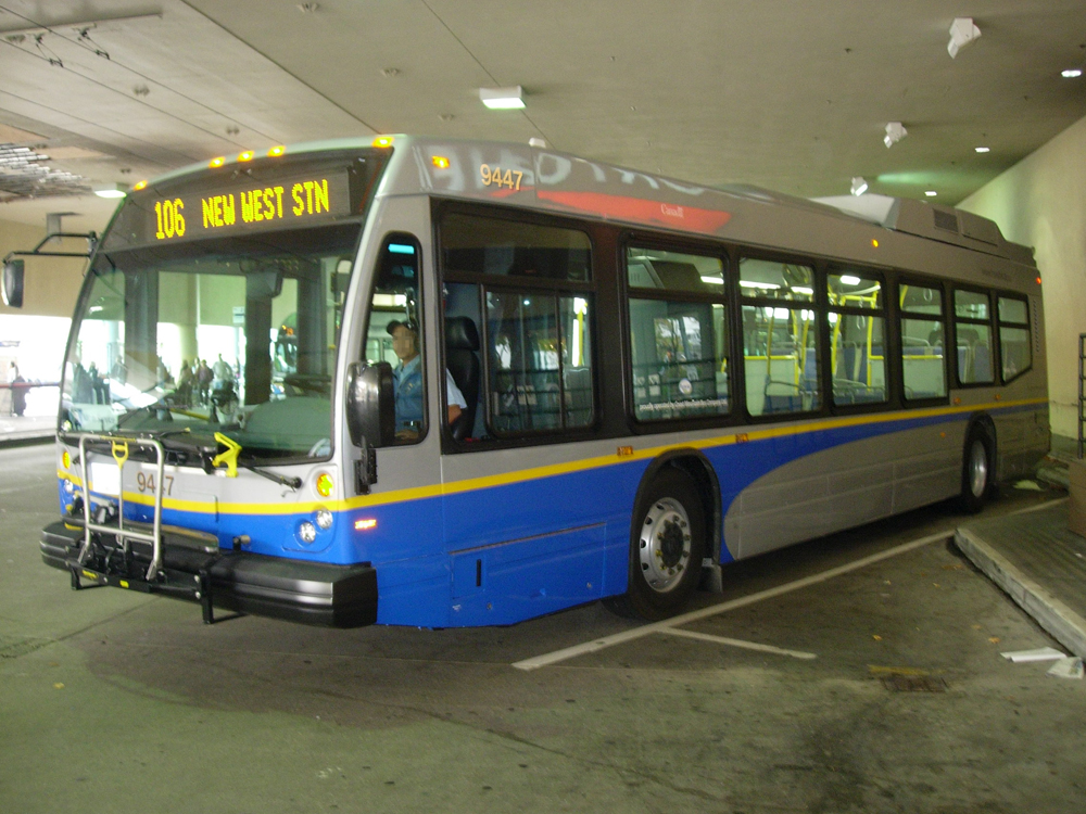 A Nova hybrid on the 130 route, parked at Metrotown Station loop.