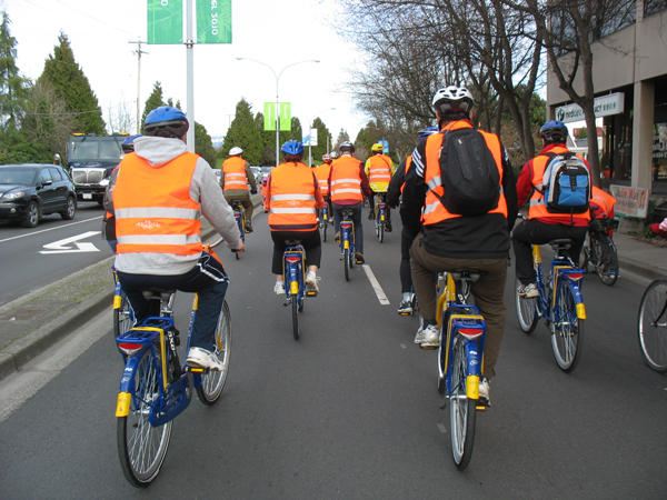 More cycling on Dutch bikes!