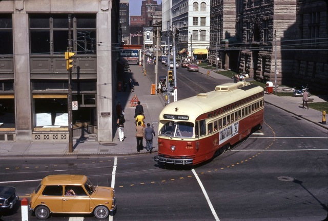 1974 – Bay at Albert St.