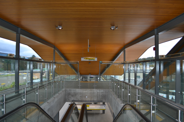 Escalators to the platform