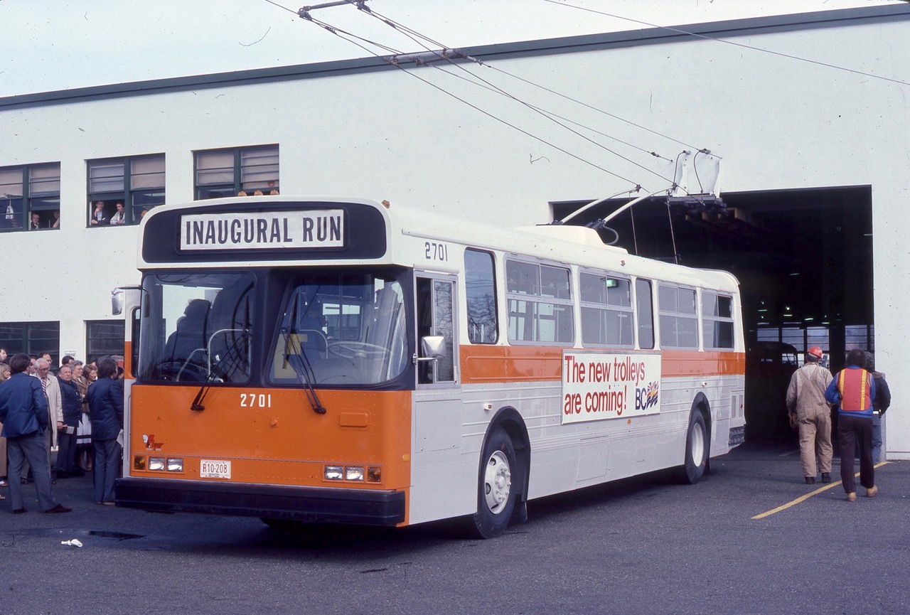 The inaugural run with New Flyer 2701 in 1982 at Oakridge Transit Centre
