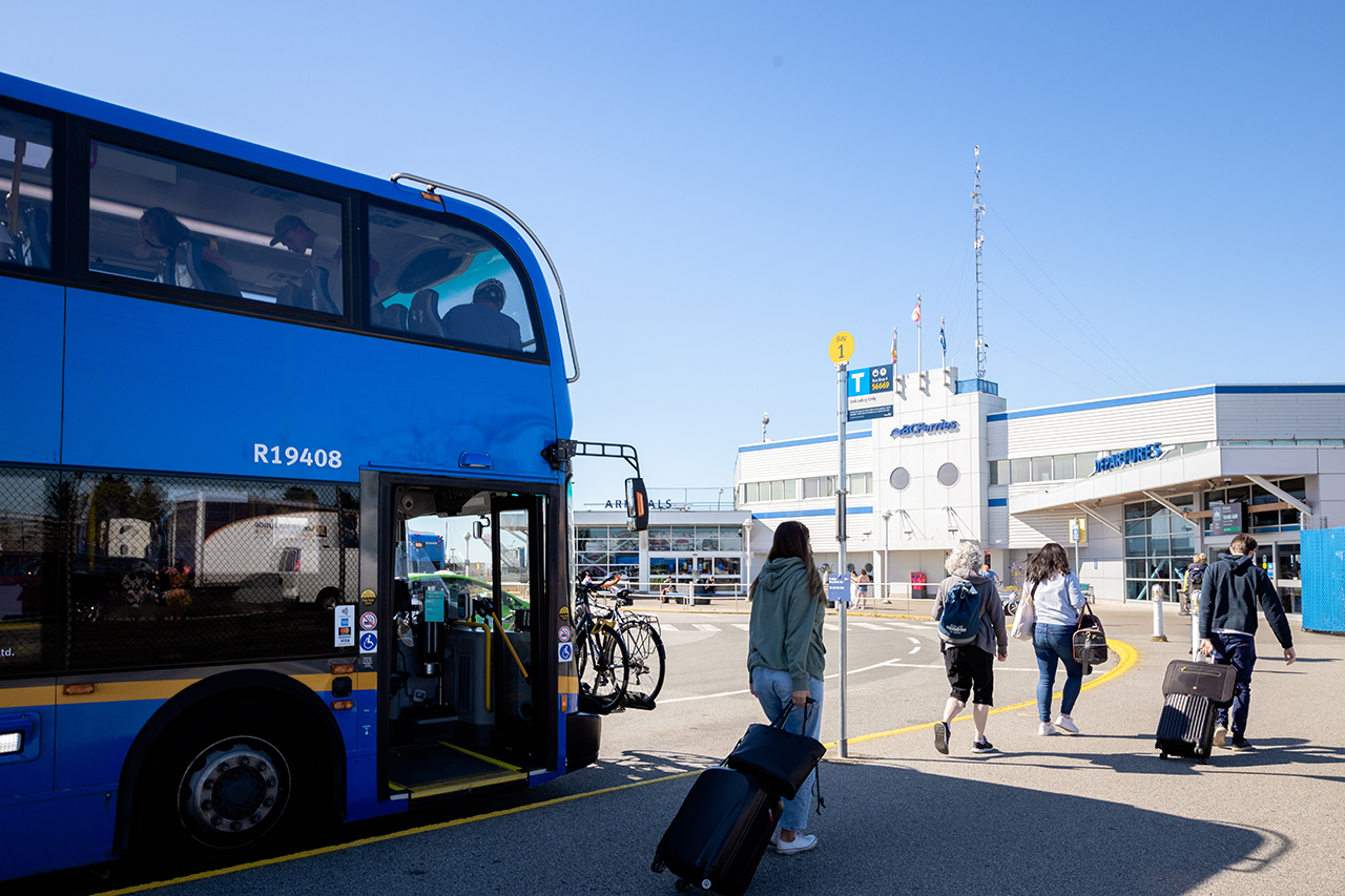 Double-decker bus dropping customers off at Tsawwassen Ferry terminal