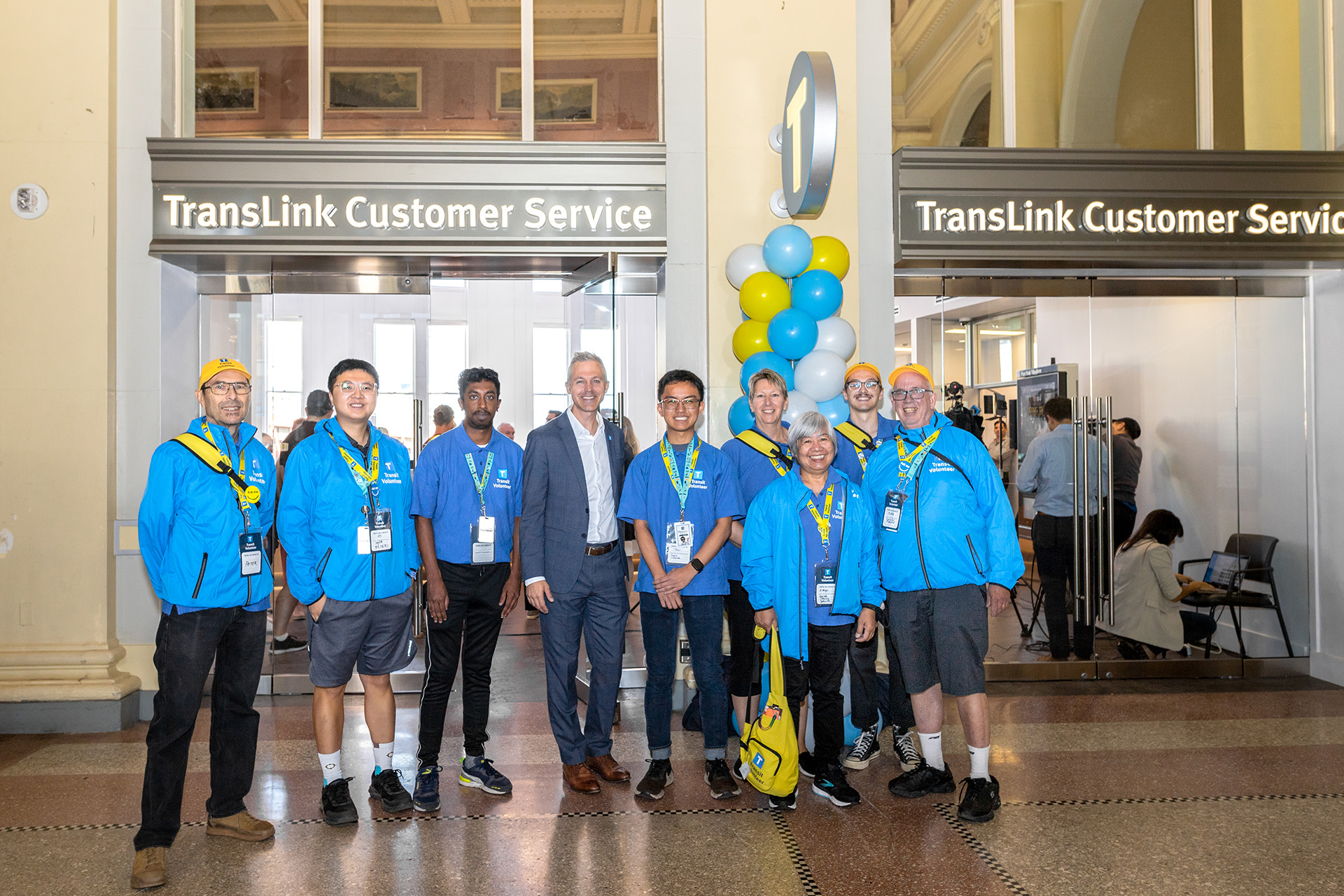 TransLink Volunteers with CEO Kevin Quinn at the Customer Service Centre