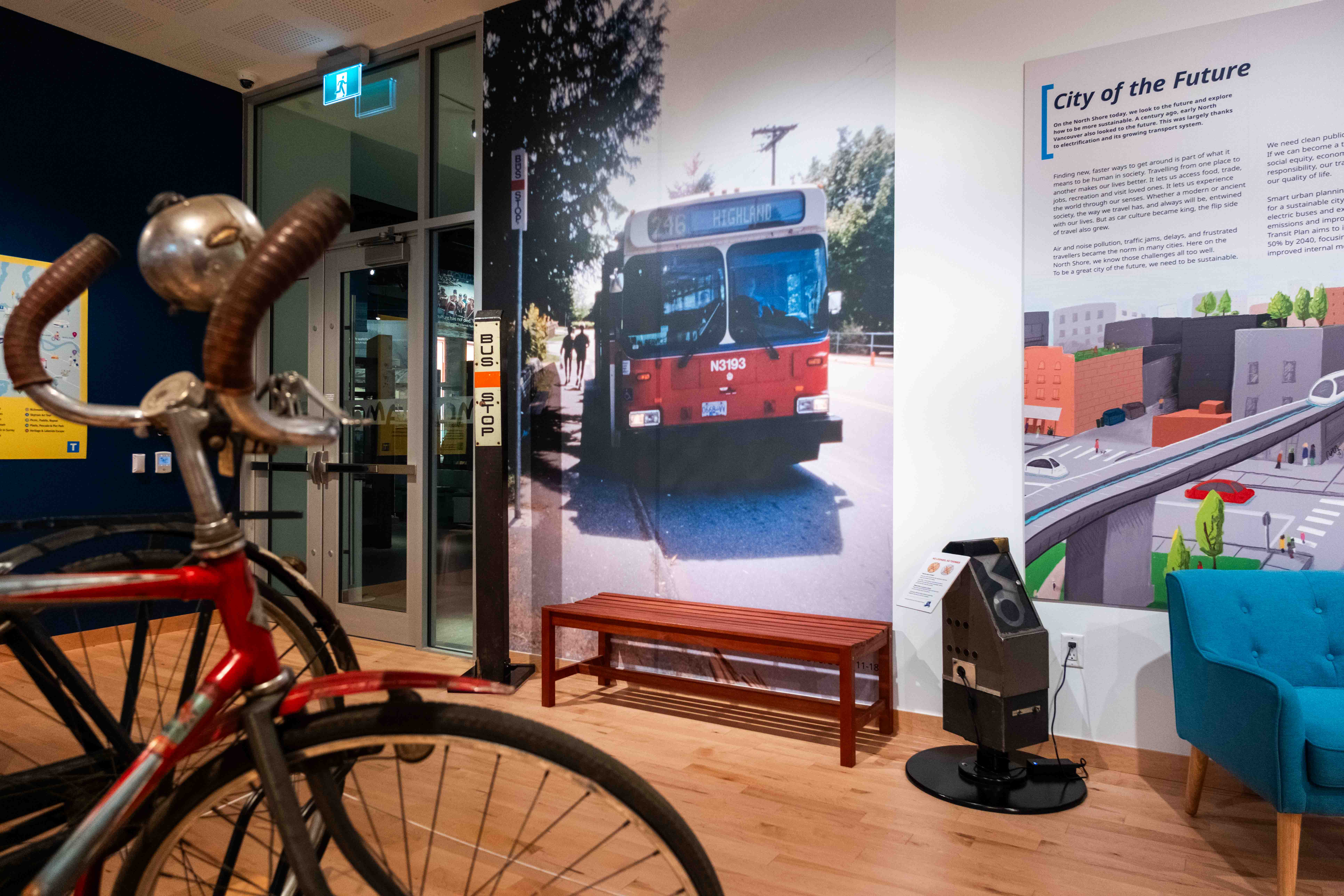 Bus photo at the MONOVA transit exhibit 