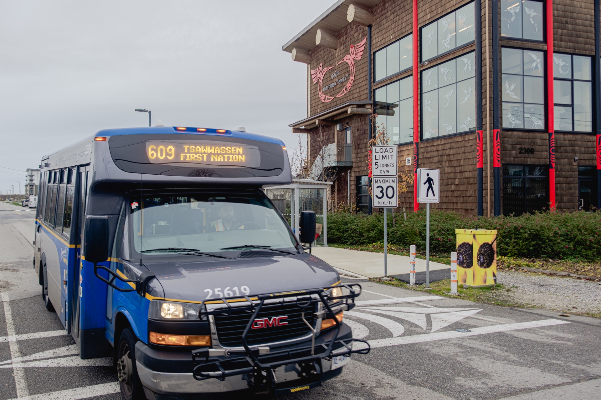 609 Tsawwassen First Nations Community Shuttle